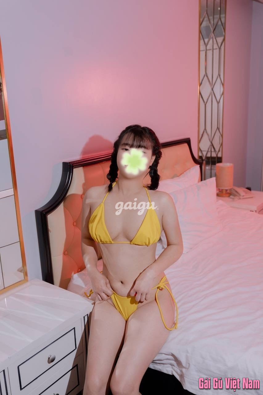 Linh Miu- em hàng ngon ngoan , dâm , nhẹ nhàng dể thương